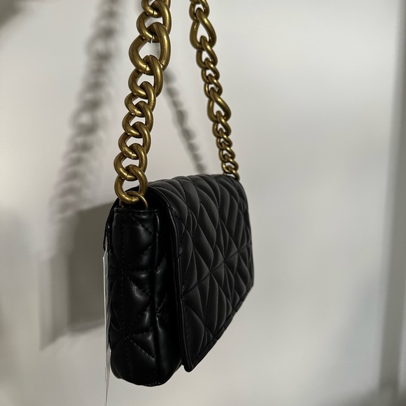 Zara Black Clutch with Gold Chain Strap - Picture 8 of 9